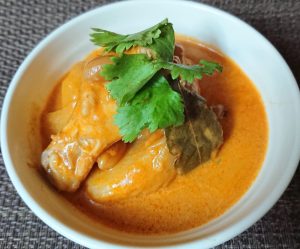 タイのマッサマンカレーとは?味や歴史、簡単レシピから東京の名店まで