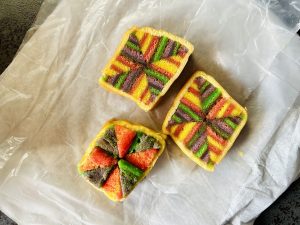 インドネシアのお土産まとめ!伝統あるお菓子から人気の雑貨まで