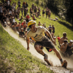 チーズ転がし祭りの歴史を徹底解説！起源は謎だらけ？危険な奇祭のすべて