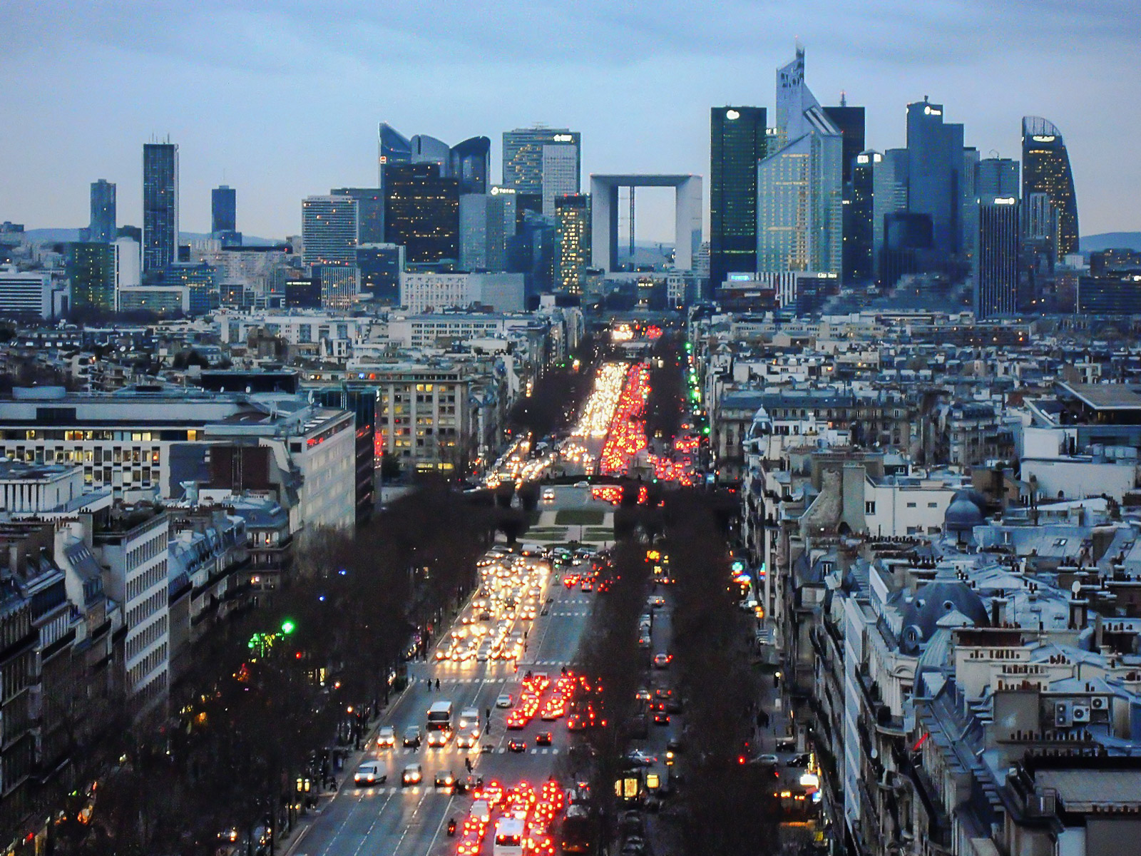 なぜフランス企業は強いのか？世界を制する有名ブランドと巨大産業の正体